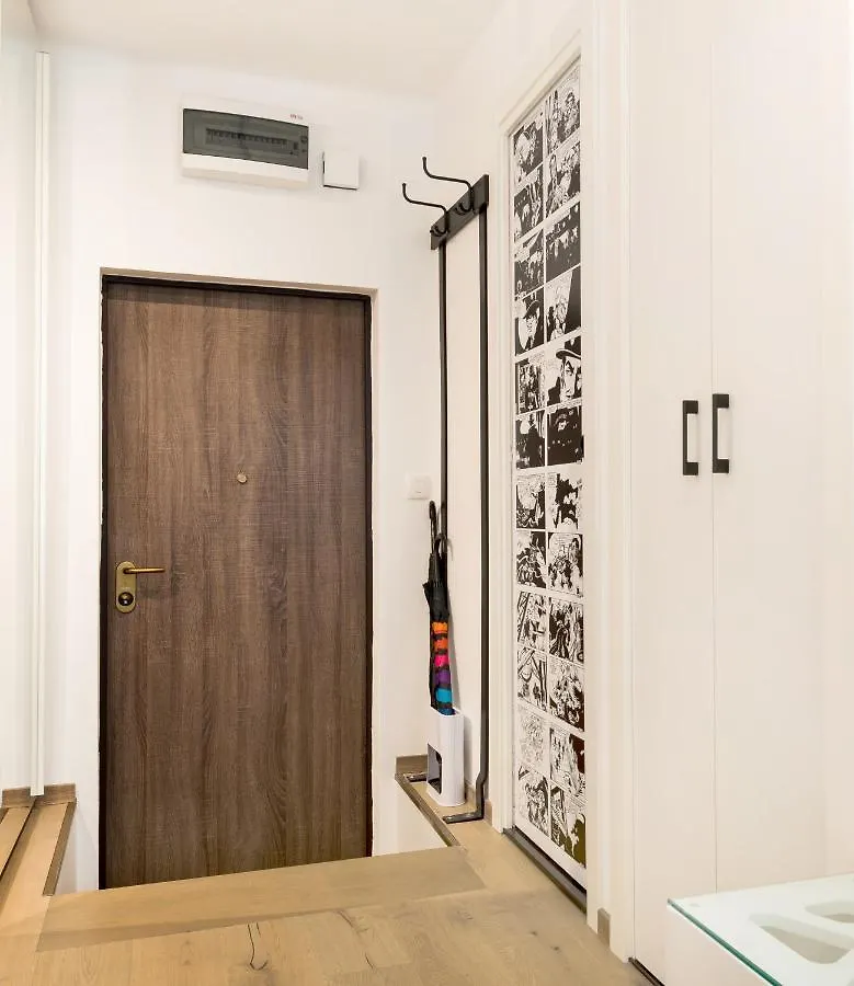 Zuzu Apartment Split
